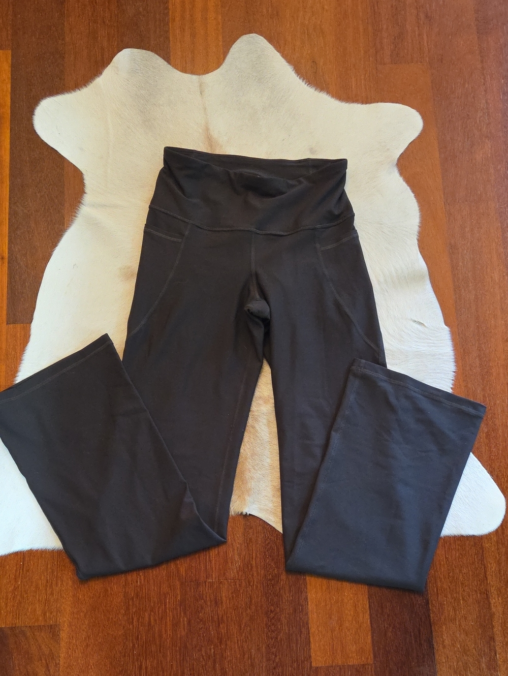 Old Navy Grey/Olive Flare Yoga Pants M